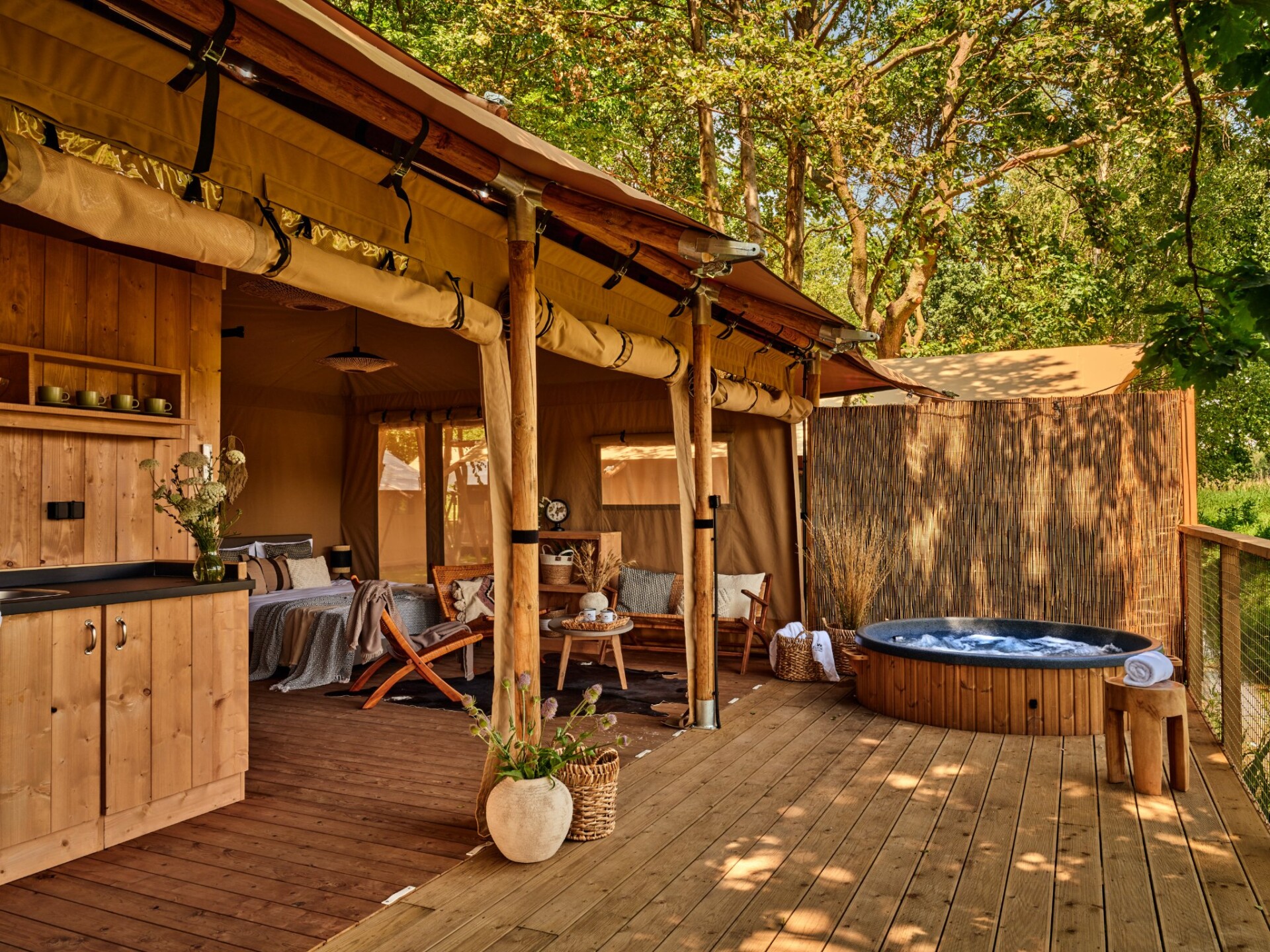 14. YALA Stardust  atoria Luxury Glamping Poland